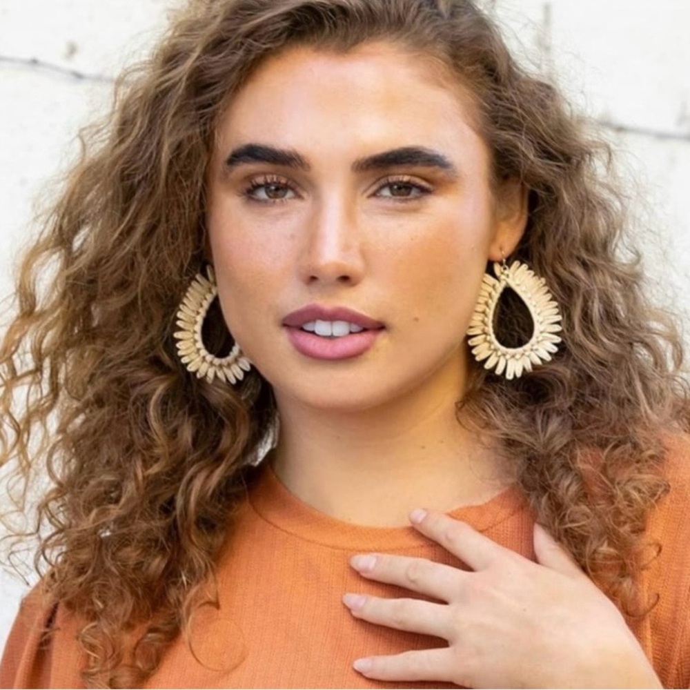 Plunder Raffia Earrings (NIP)
